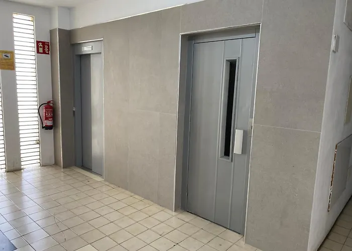 Sombrita Del Sol Studio Interior